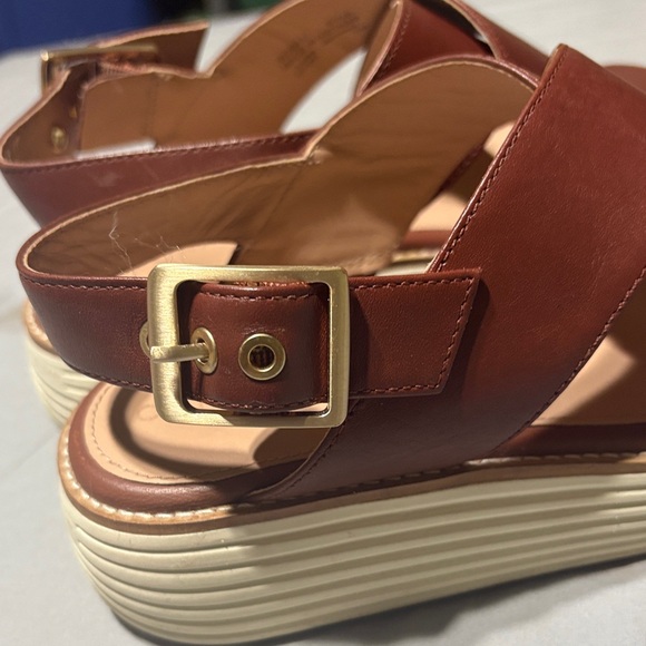 Women COLE HAAN Brown Strappy Platform Sandals SIZE: 6.5 B - Picture 7 of 9